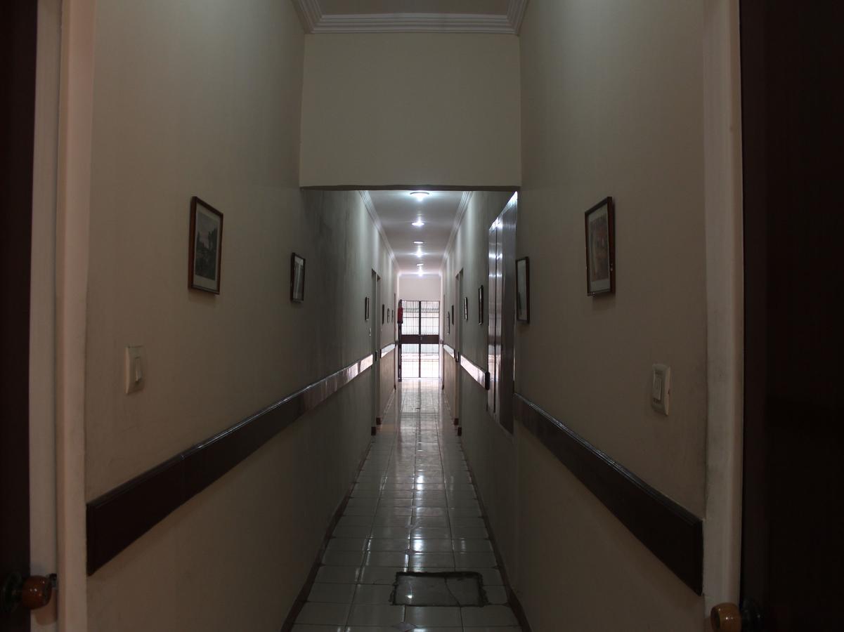 Oyo 5232 Kwality Hotel Dehradun Exterior foto