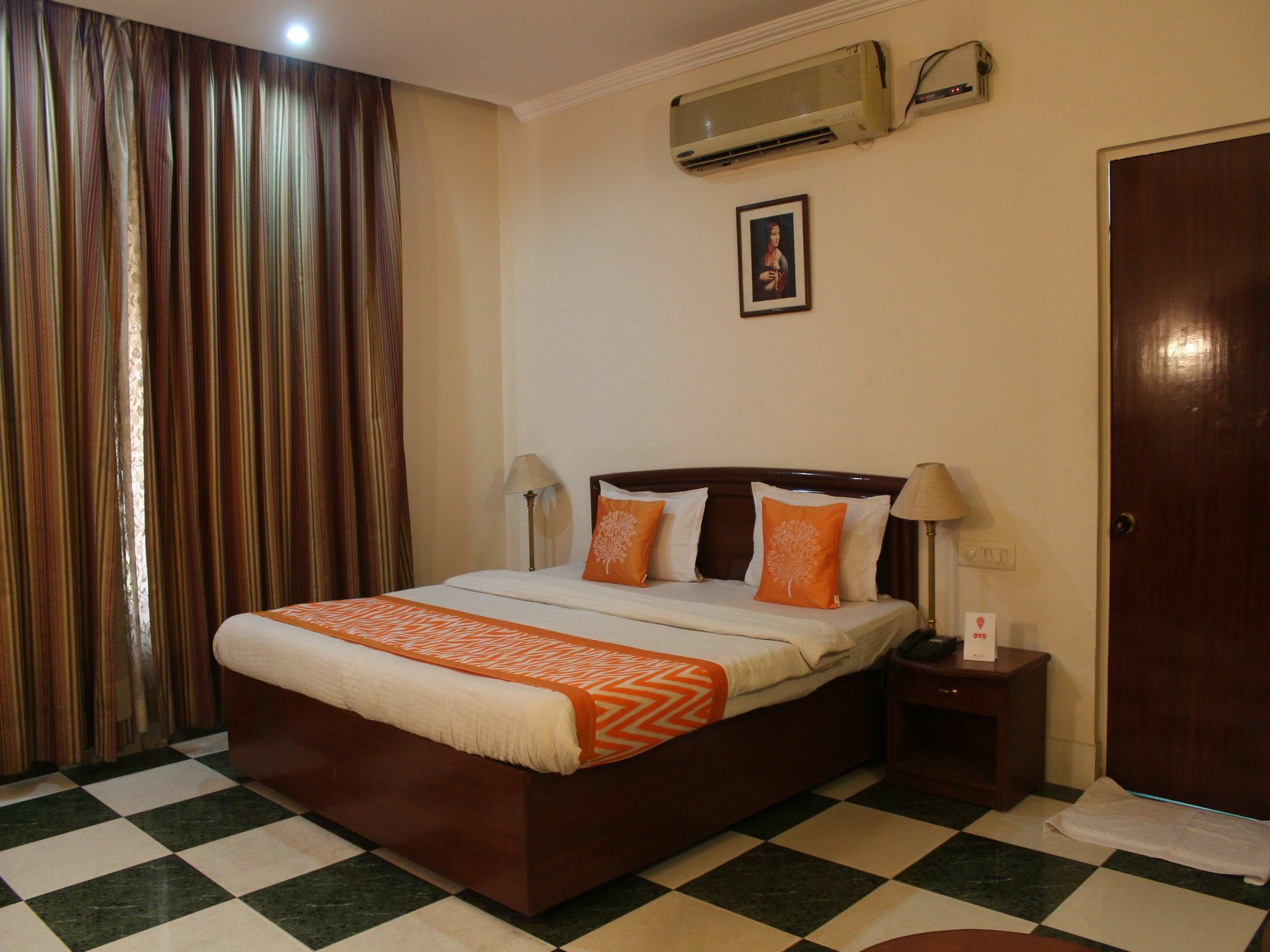 Oyo 5232 Kwality Hotel Dehradun Exterior foto